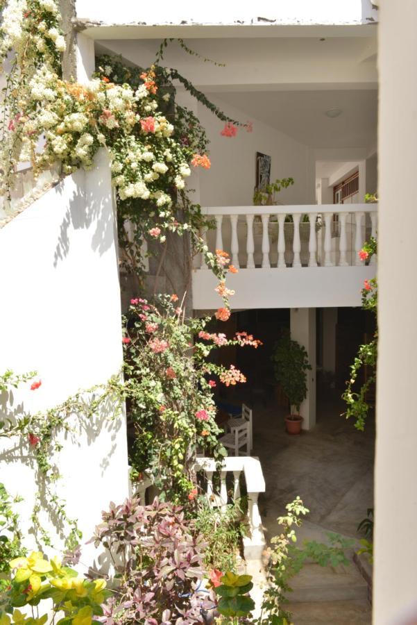 Residencial Che Guevara Bed & Breakfast Mindelo Kültér fotó