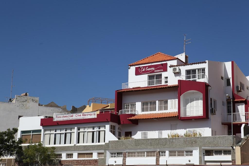 Residencial Che Guevara Bed & Breakfast Mindelo Kültér fotó