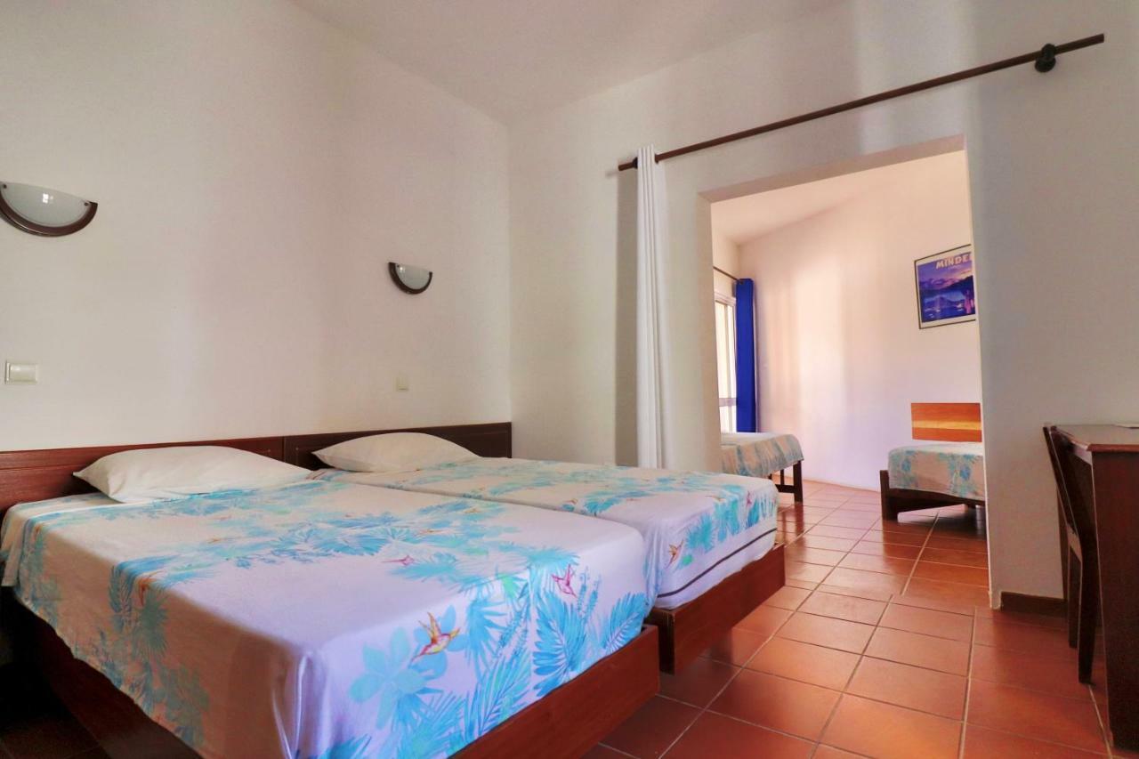 Residencial Che Guevara Bed & Breakfast Mindelo Kültér fotó
