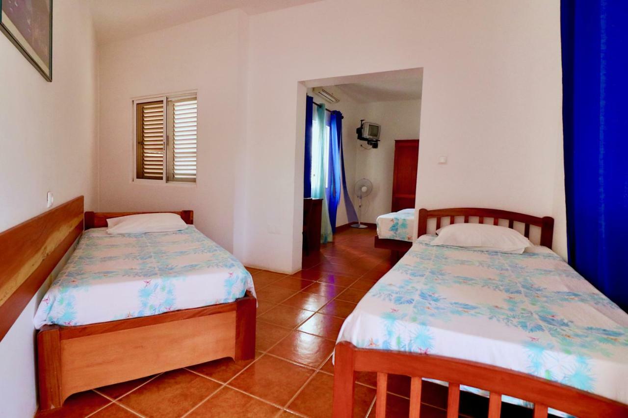 Residencial Che Guevara Bed & Breakfast Mindelo Kültér fotó